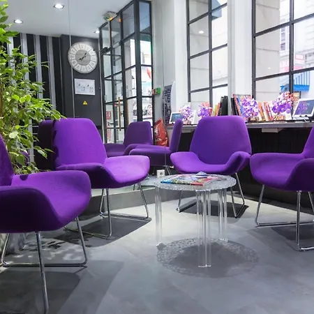 杜勒芒酒店 酒店