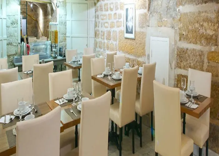 Hotel Du Leman Paris